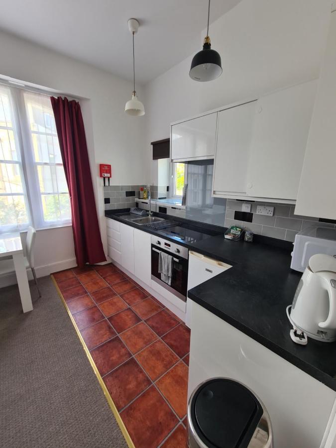 Meadowside Holiday Apartments 托基 外观 照片