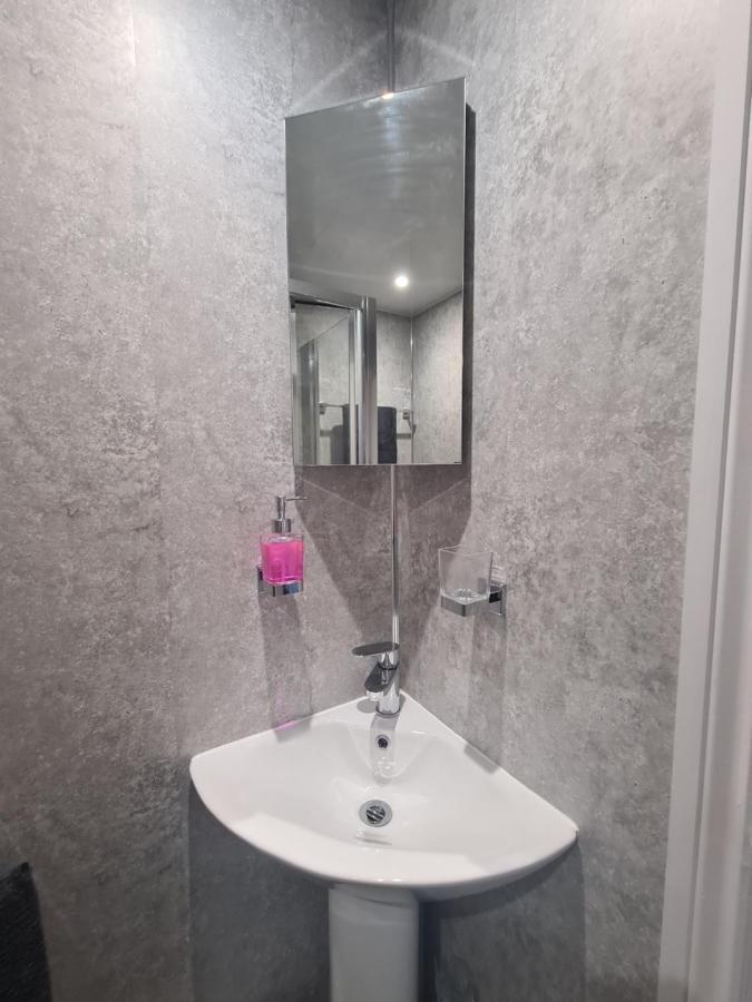 Meadowside Holiday Apartments 托基 外观 照片