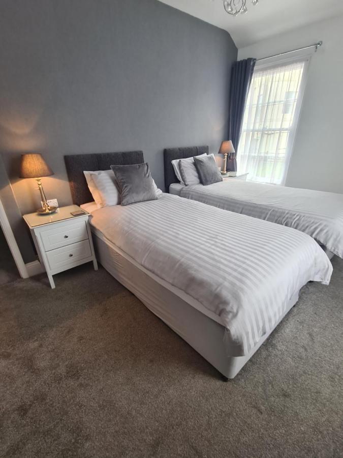 Meadowside Holiday Apartments 托基 外观 照片