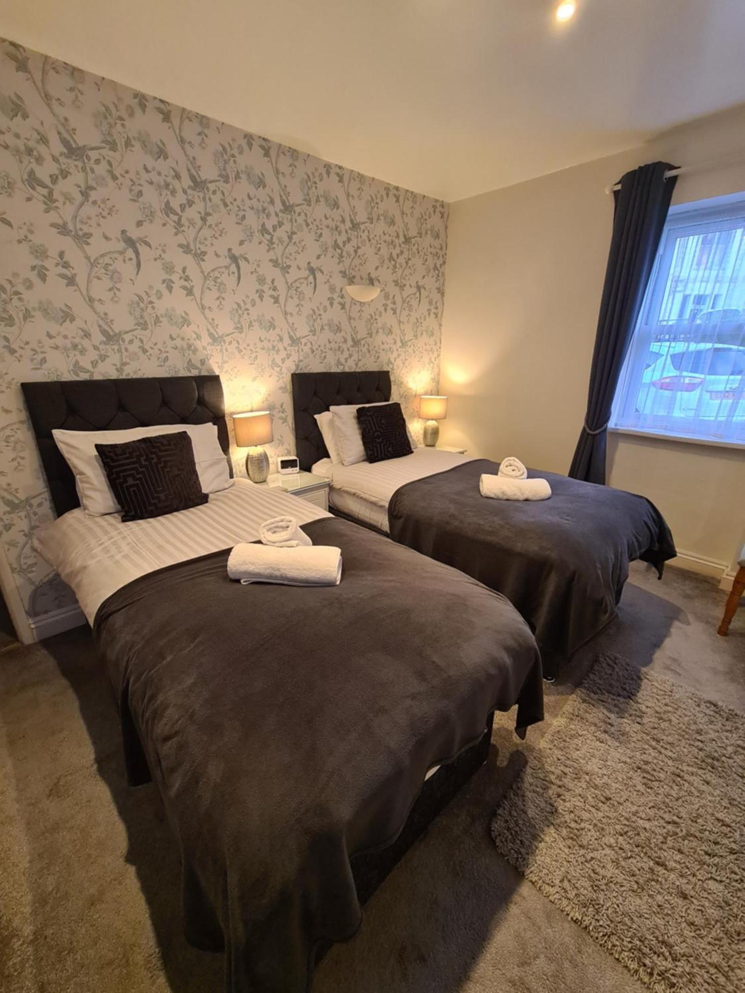 Meadowside Holiday Apartments 托基 外观 照片